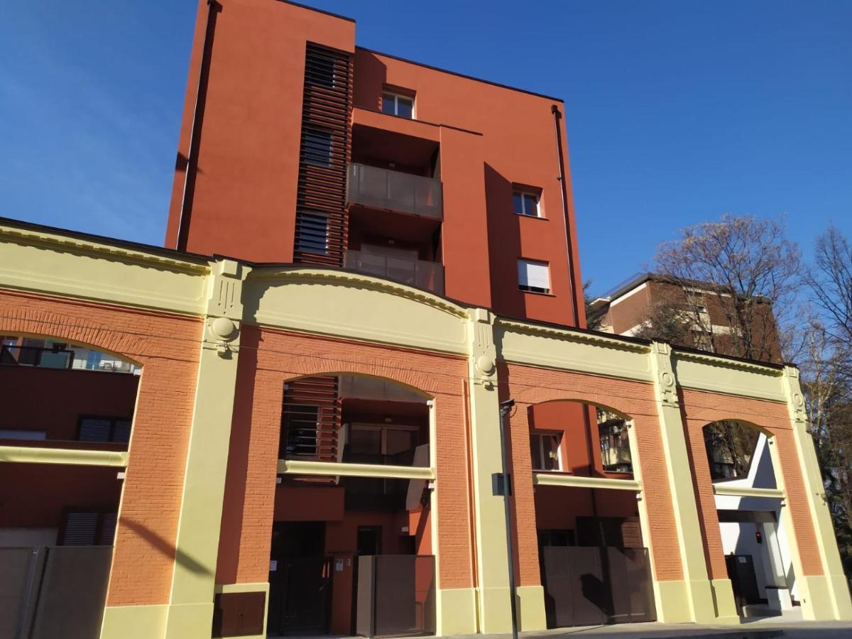 Smart House S.Orsola - Garage & Garden Apartment Болоня Екстериор снимка