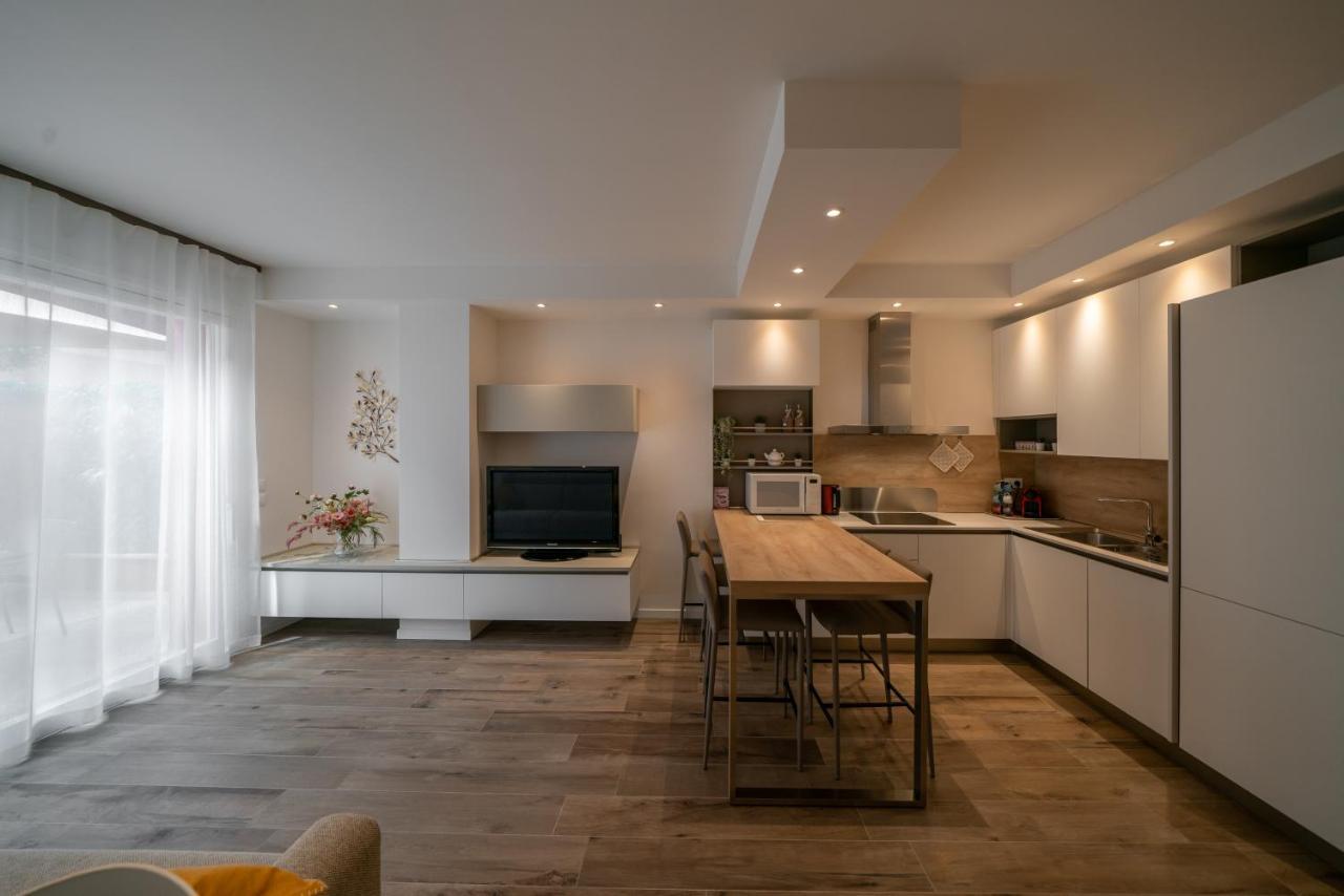Smart House S.Orsola - Garage & Garden Apartment Болоня Екстериор снимка