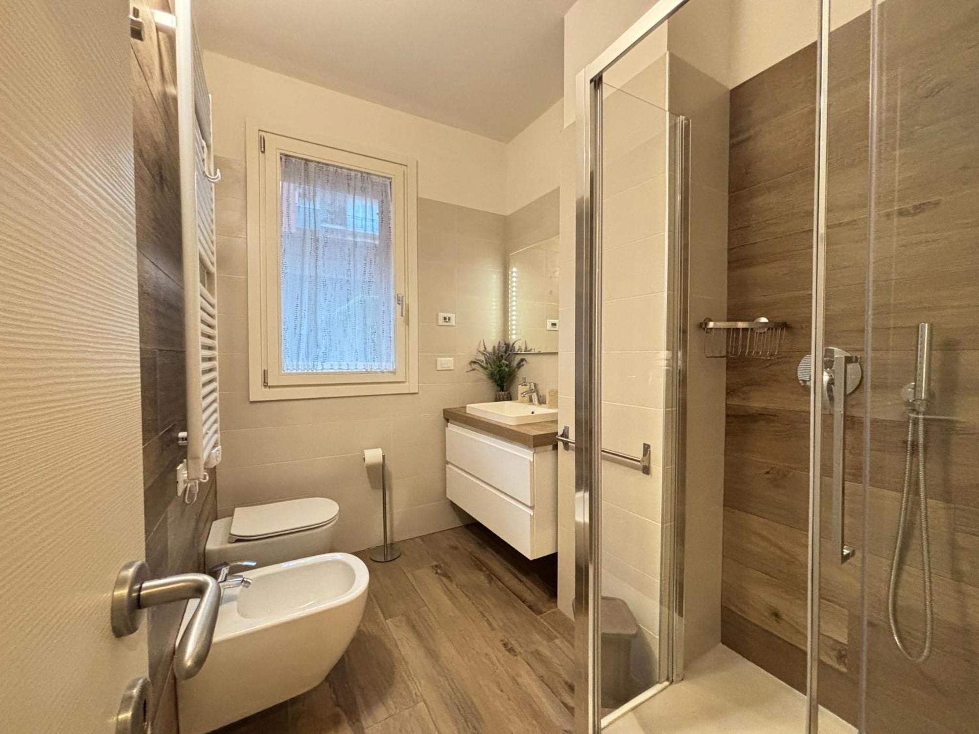 Smart House S.Orsola - Garage & Garden Apartment Болоня Екстериор снимка